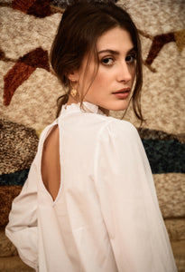 ADA - Blanche